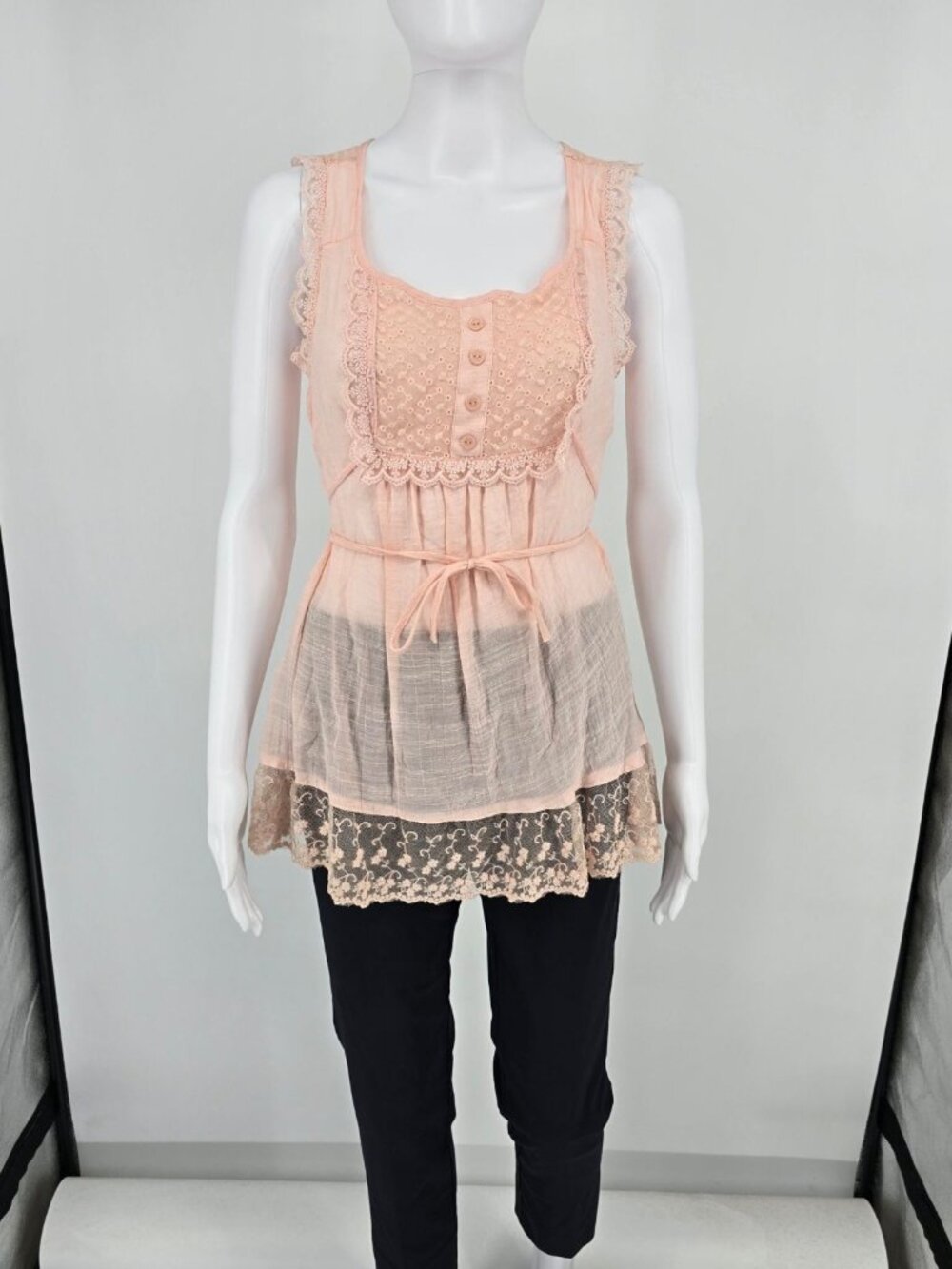 2010s Rue21 Blush Pink Sleeveless Semi-Sheer Coquette Babydoll Top (Small)